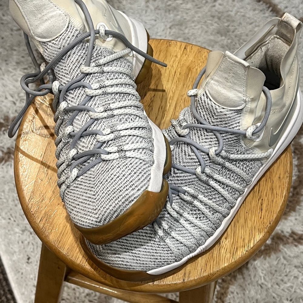 Nike KD’s Gray and White High-Top Sneakers